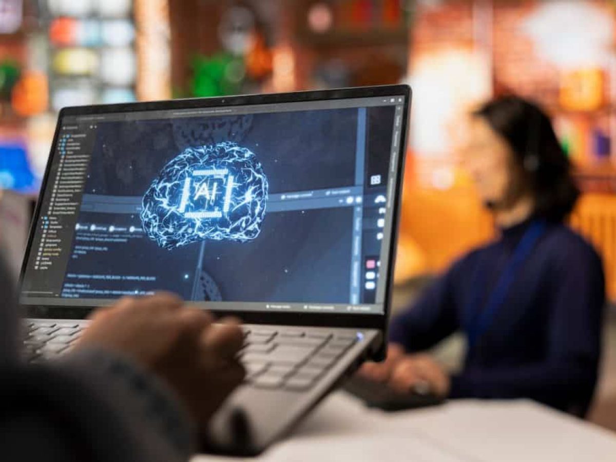 Μία στις τρεις επιχειρήσεις στην Ελλάδα στρέφεται στην Τεχνητή Νοημοσύνη – Νέα μελέτη AWS