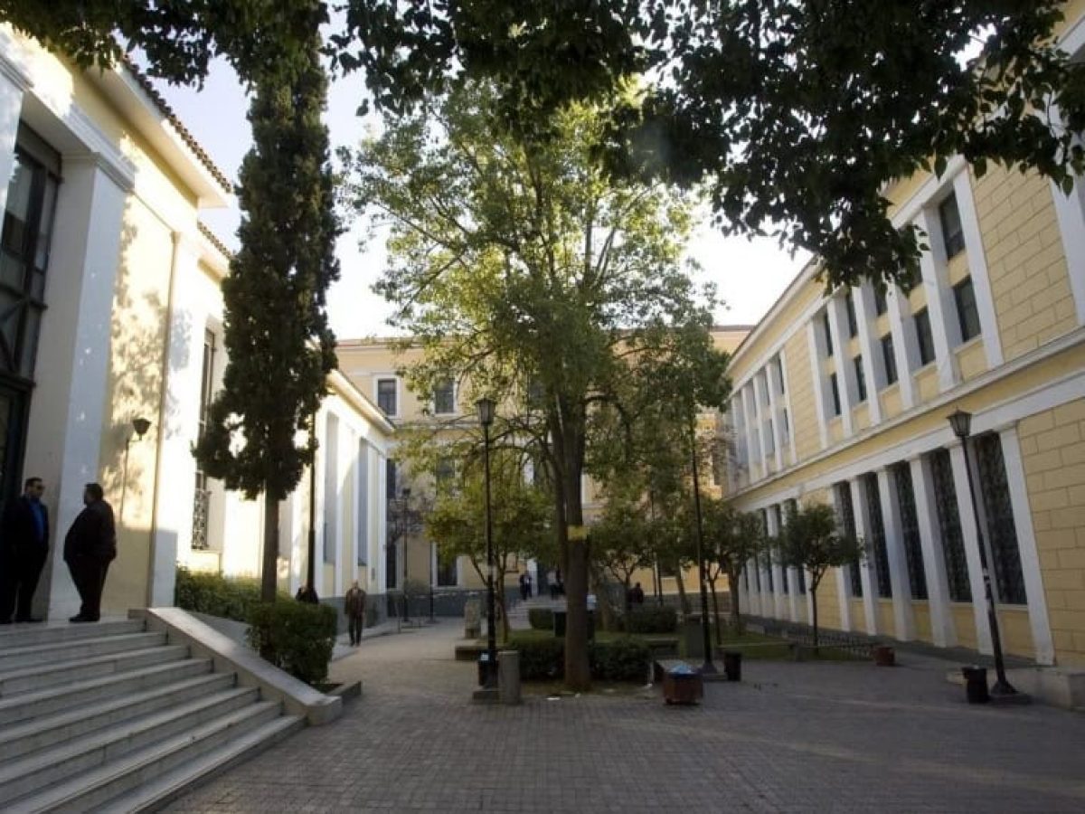 Συνελήφθη γυναίκα που έκανε χρήση ναρκωτικών σε κτίριο της… Ευελπίδων