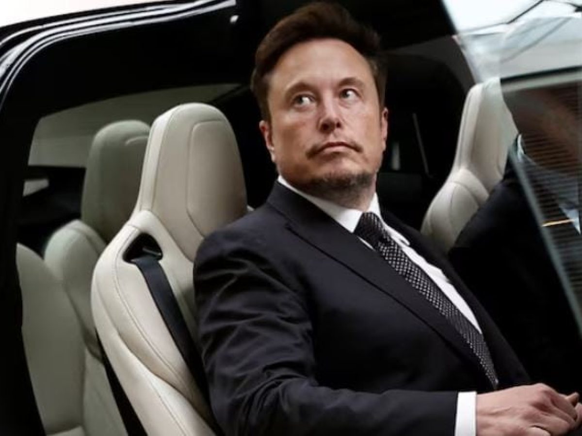 Tesla: Νέα βουτιά πωλήσεων στην ΕΕ