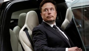 Tesla: Νέα βουτιά πωλήσεων στην ΕΕ