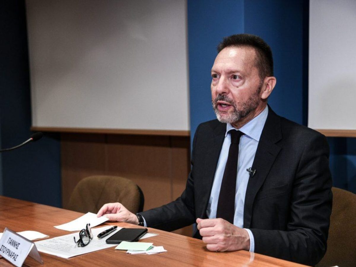 Στουρνάρας: Οχι ξανά αλόγιστες πολιτικές