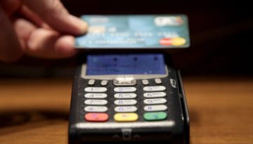 Ηλεκτρονικές πληρωμές: Οι κλάδοι με τις μεγαλύτερες συναλλαγές καρτών