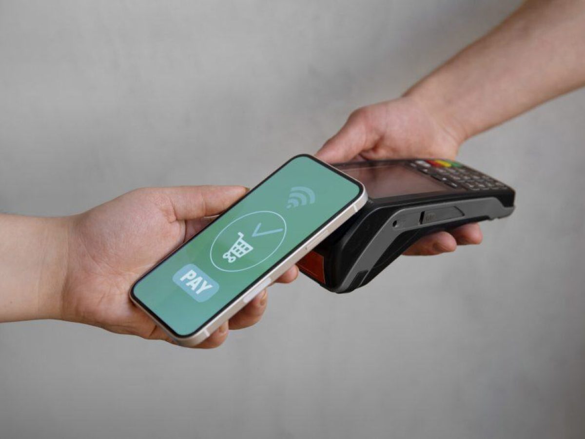 <div>Φοροδιαφυγή: Έτος αποκάλυψης το 2025 με POS, IRIS & myDATA</div>