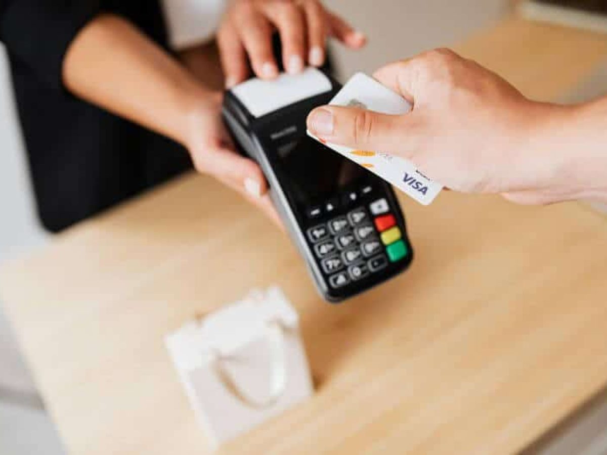 Αυτόματη είσπραξη ΦΠΑ: Πώς θα λειτουργεί και τι πρέπει να γνωρίζετε