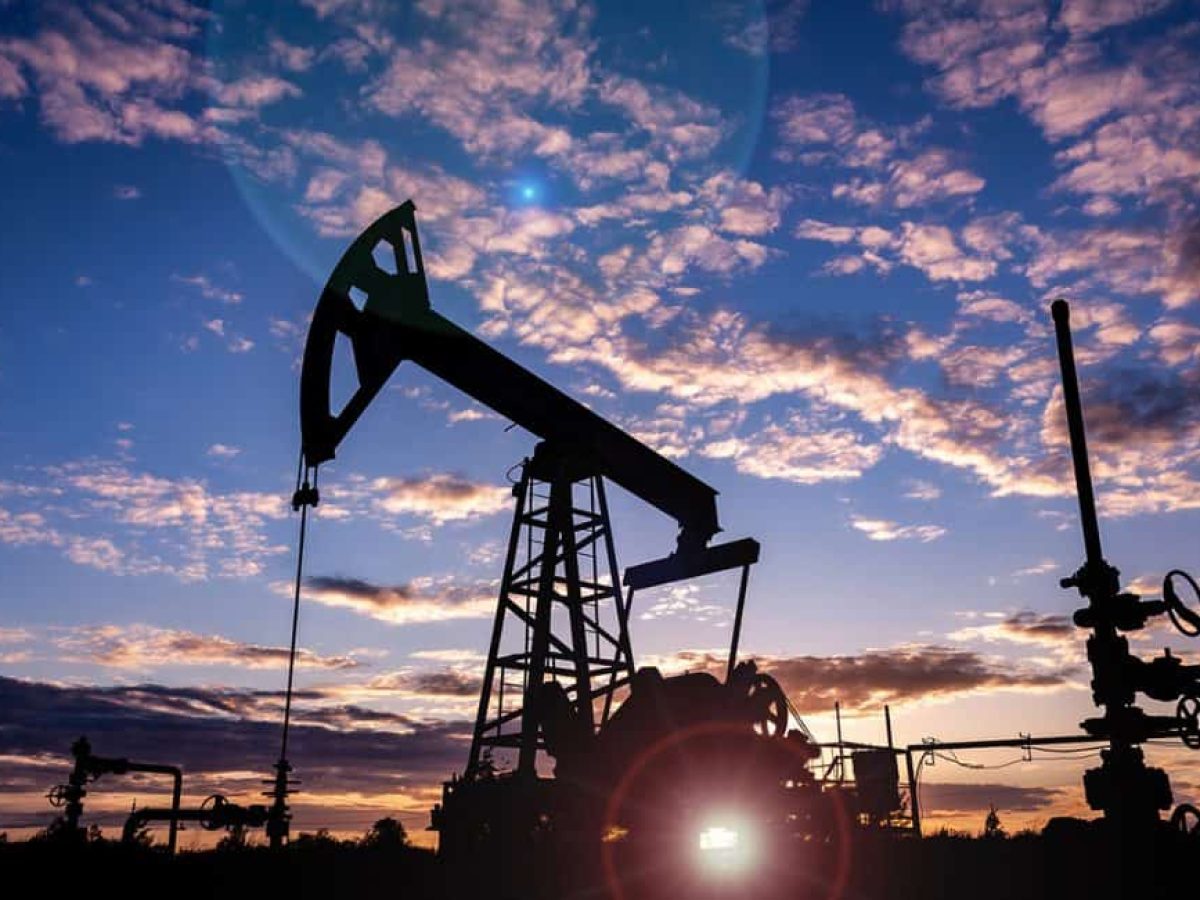 Πτωτικά κινούνται οι τιμές του πετρελαίου παρά τις διαταραχές στην προσφορά