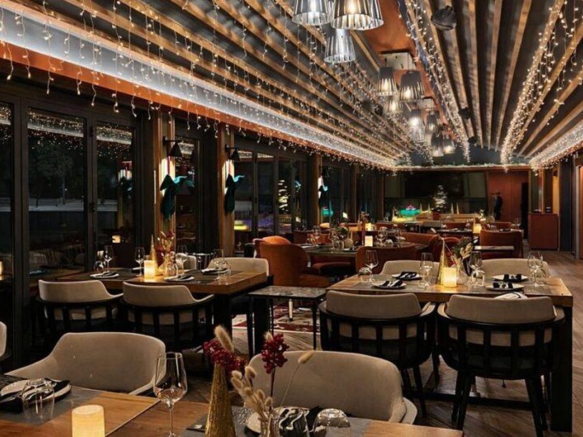 Ciel Bar Restaurant: Ένα γαστρονομικό ταξίδι αναμνήσεων