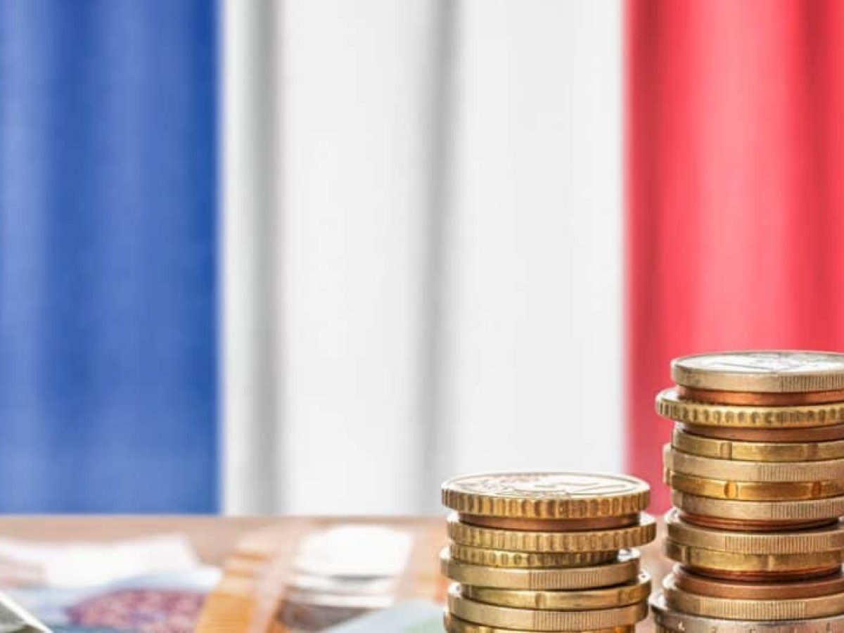 Γαλλία: Αμφιβολίες για το έλλειμμα καθώς καθυστερεί ο προϋπολογισμός του 2026