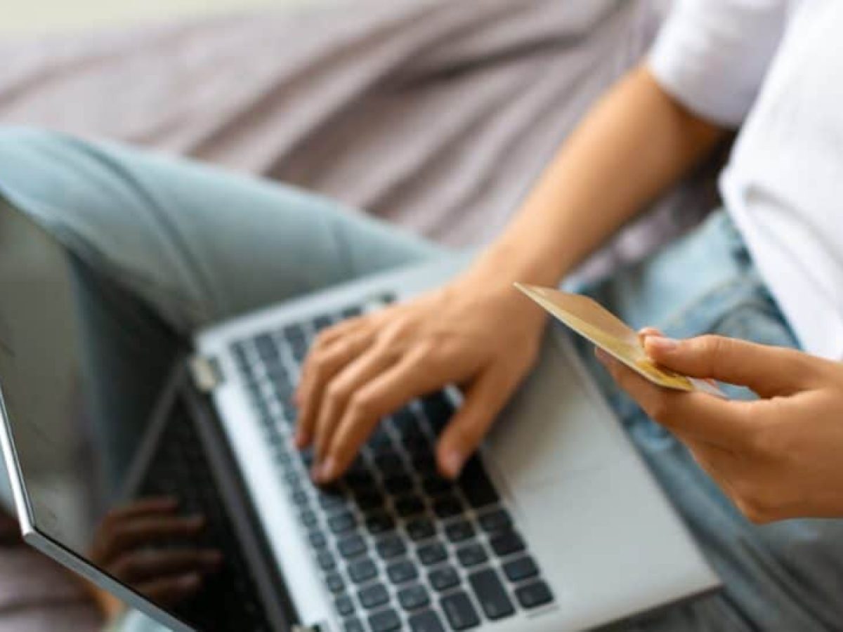 Ηλεκτρονικές πληρωμές: Πώς άλλαξαν την ελληνική οικονομία την τελευταία δεκαετία