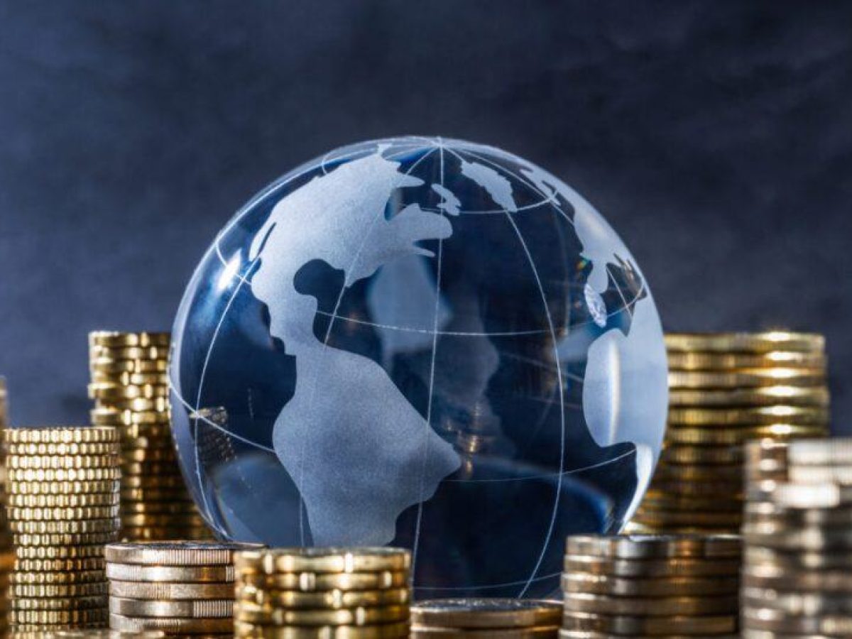 Εμπορικός πόλεμος, άμυνα, αναβαθμίσεις και ένας Έλληνας στην προεδρία του Eurogroup: Ο οικονομικός απολογισμός του 2025