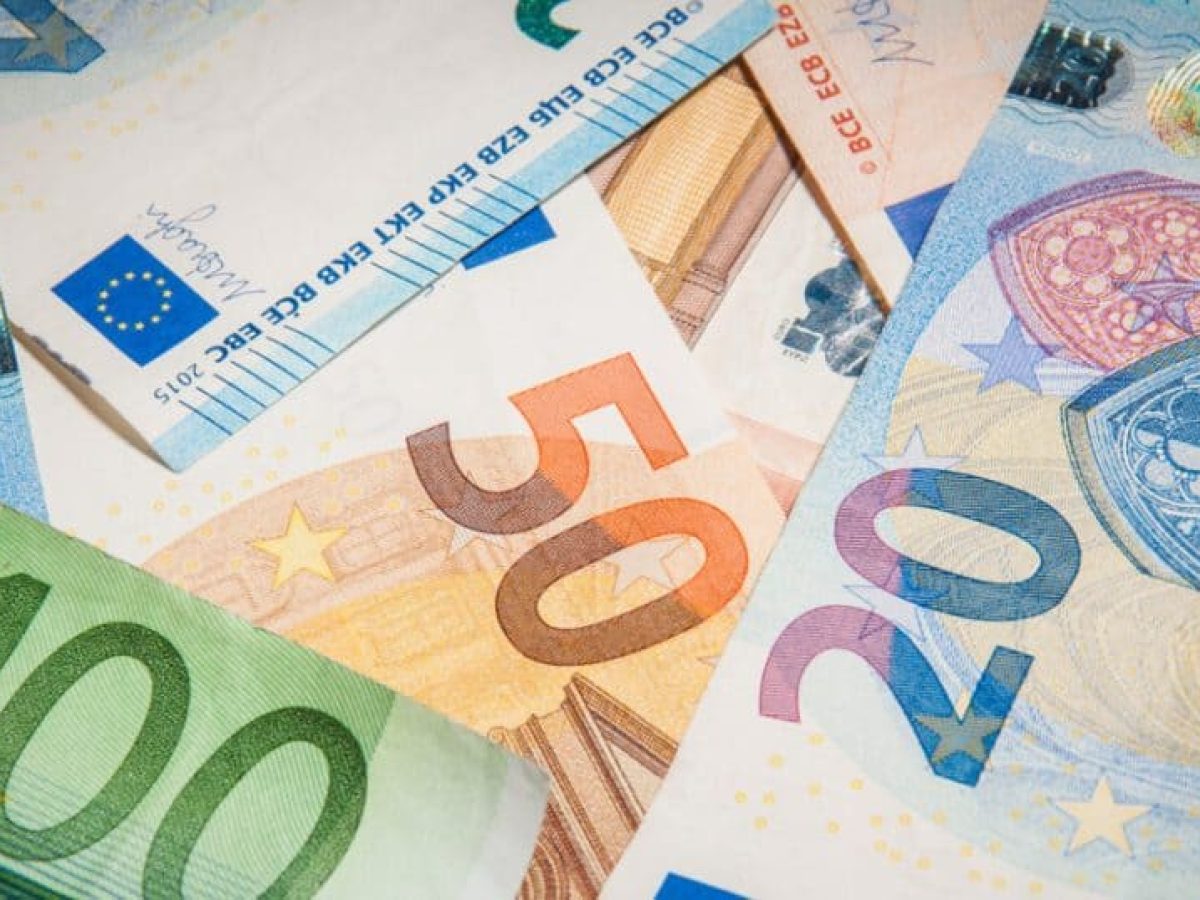 Οι δύο πυλώνες απομείωσης του χρέους στο «πενταετές πλάνο» του ΟΔΔΗΧ  