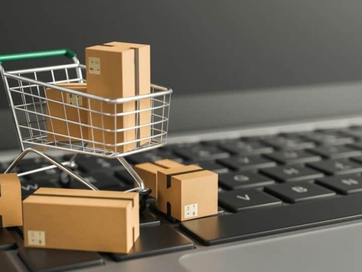 Έρευνα NielsenIQ: Οκτώ στους δέκα Έλληνες αγοράζουν από online πλατφόρμες χωρών εκτός ΕΕ