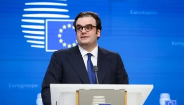 Πιερρακάκης: Τριπλάσια αύξηση στο κατά κεφαλήν ΑΕΠ της Ελλάδας