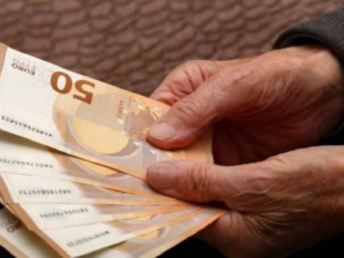 Αυξήσεις στις συντάξεις:  Πόσα θα κερδίσετε από τον Ιανουάριο