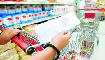 Νέο ράλι ανόδου σε προϊόντα, πόσο θα κοστίσει το χριστουγεννιάτικο τραπέζι