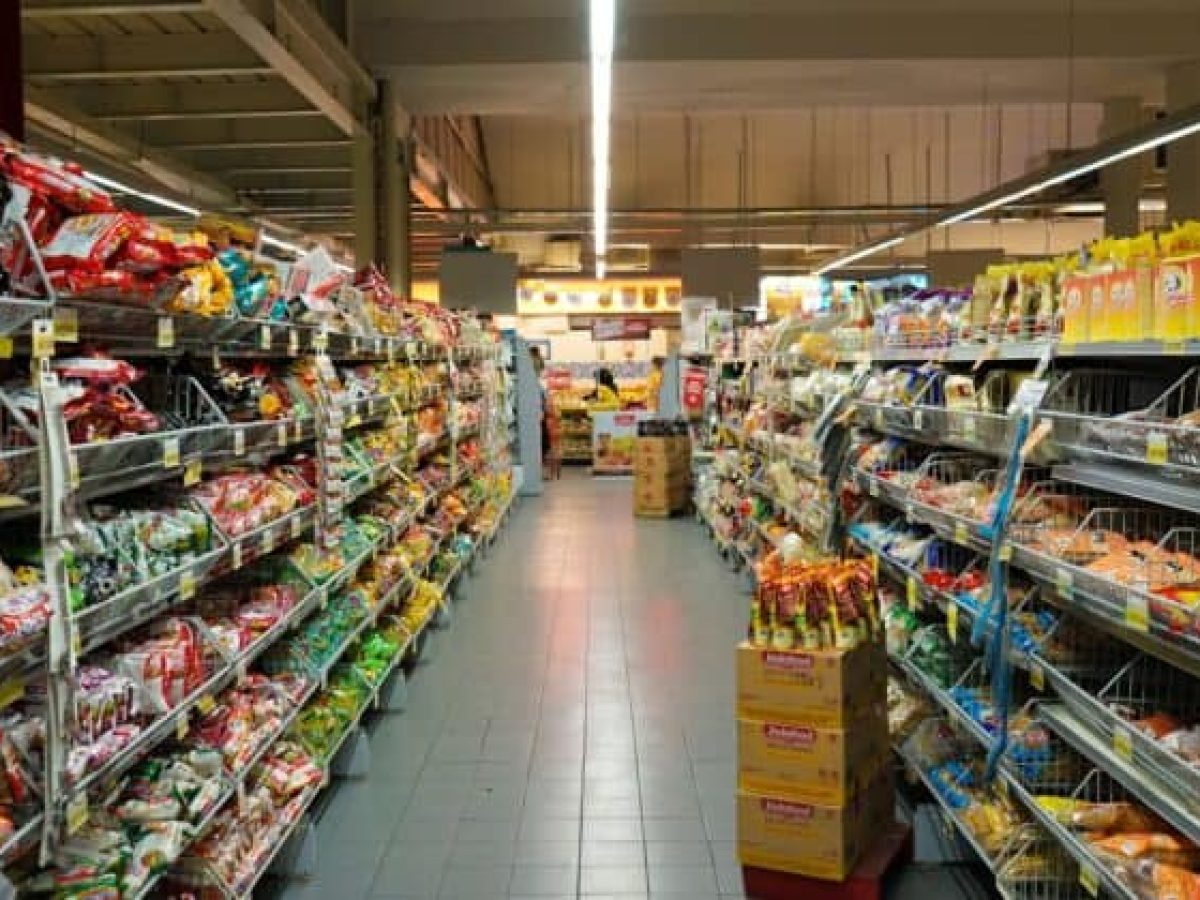 Σούπερ μάρκετ, εμπορικά: Πώς θα λειτουργήσουν τα σαββατοκύριακα των γιορτών (ωράριο)