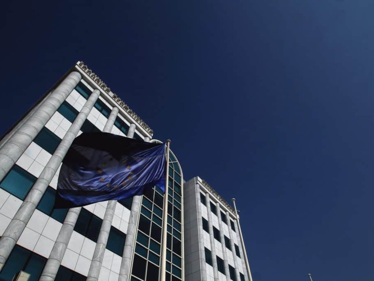 Χρηματιστήριο: Στη “φωτεινή πλευρά“ του επενδυτικού χάρτη και το 2026, τι προβλέπουν τρεις ξένοι οίκοι