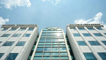 Αυλαία για το έτος έριξε το Χρηματιστήριο Αθηνών, με υψηλά κέρδη 44,30% έκλεισε το 2025