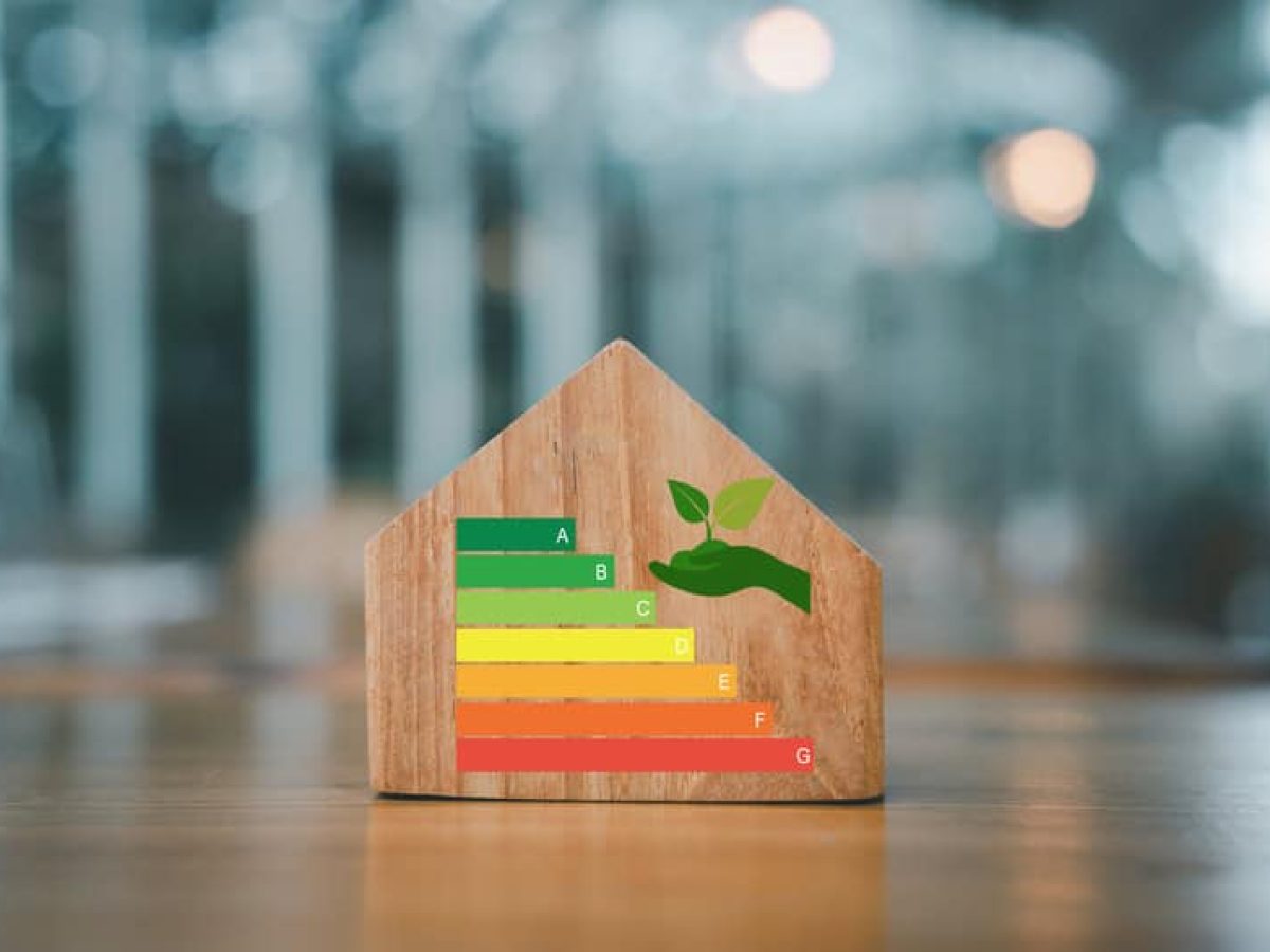 “Εξοικονομώ 2025”: Αναλυτικά οι προθεσμίες και τα ποσά – Τι “μερεμέτια” προβλέπονται