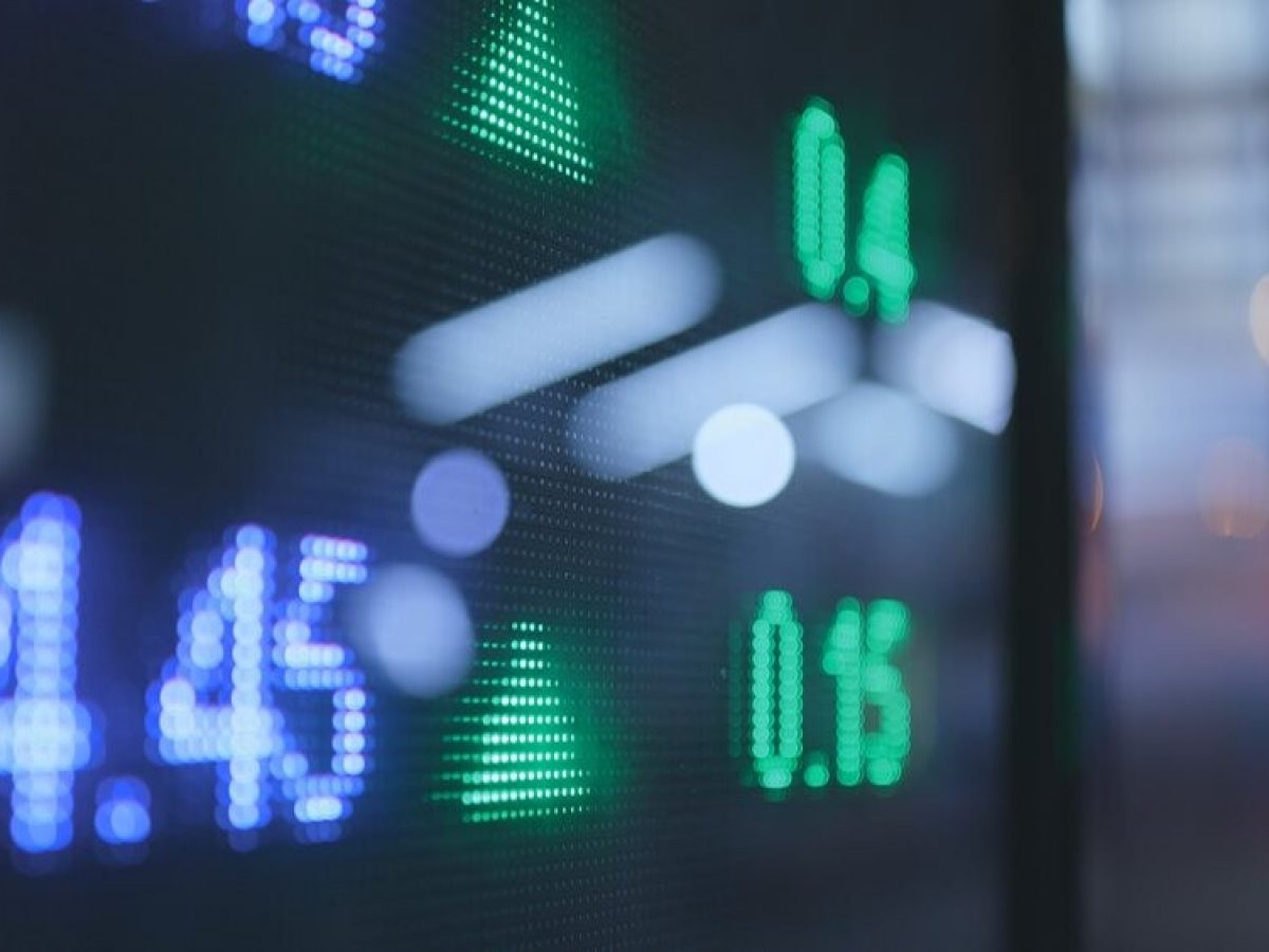 Ανοδικές τάσεις στις ευρωαγορές με την προσοχή σε εταιρικά αποτελέσματα και γεωπολιτικές εξελίξεις