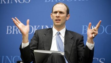 Γκούλσμπι (Fed): Ακόμα μία φωνή υπέρ του Πάουελ – «Οι επιθέσεις μπορεί να φέρουν πίσω τον πληθωρισμό»