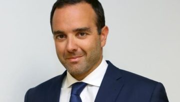 Θοδωρής Κυριακού: Επενδύει 30 εκατ. ευρώ στην Semafor – Ποια είναι η media startup του πρ. CEO του Bloomberg Media