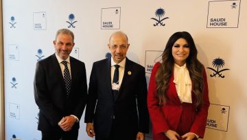Επαφές Αλ. Εξάρχου με Khalid Al-Falih και Eric Trump για το επενδυτικό περιβάλλον και τις προοπτικές της ελληνικής οικονομίας