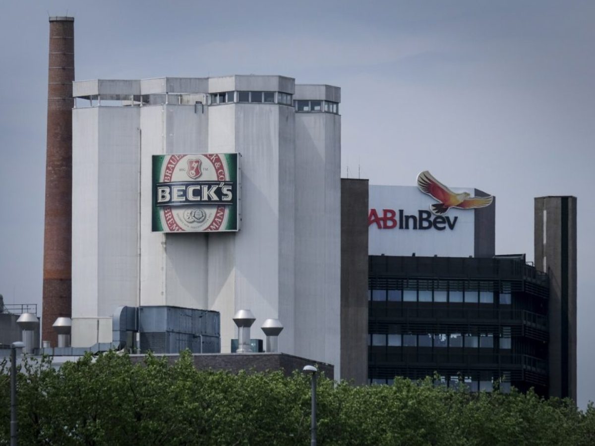 AB InBev: Με 3 δισ. παίρνει ξανά τον έλεγχο των εργοστασίων της στις ΗΠΑ