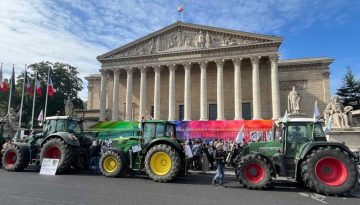 Παρίσι: Ξανά στους δρόμους οι αγρότες ενάντια στην Mercosur