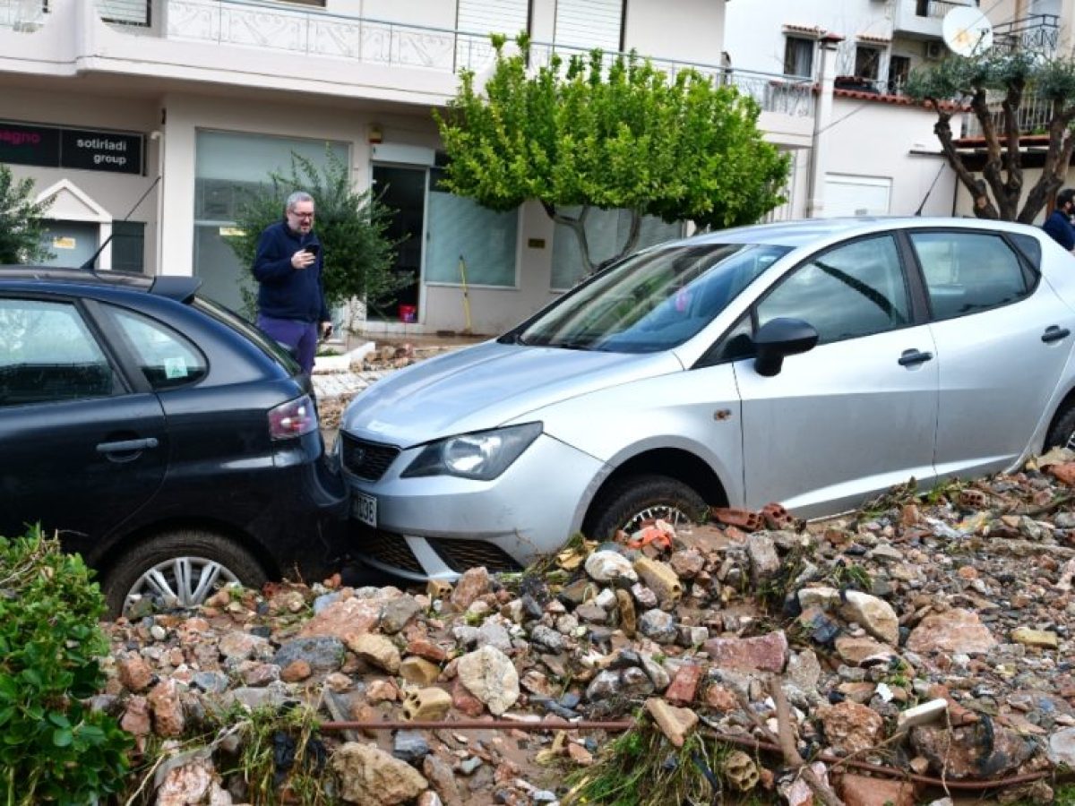 Έως 6.000 ευρώ οι αποζημιώσεις για τους πληγέντες της κακοκαιρίας – Βήμα-βήμα η διαδικασία