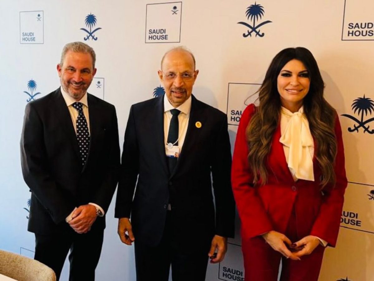 Επαφές Εξάρχου με Khalid Al-Falih και Eric Trump για το επενδυτικό περιβάλλον και τις προοπτικές της ελληνικής οικονομίας