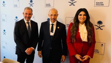 Επαφές Εξάρχου με Khalid Al-Falih και Eric Trump για το επενδυτικό περιβάλλον και τις προοπτικές της ελληνικής οικονομίας