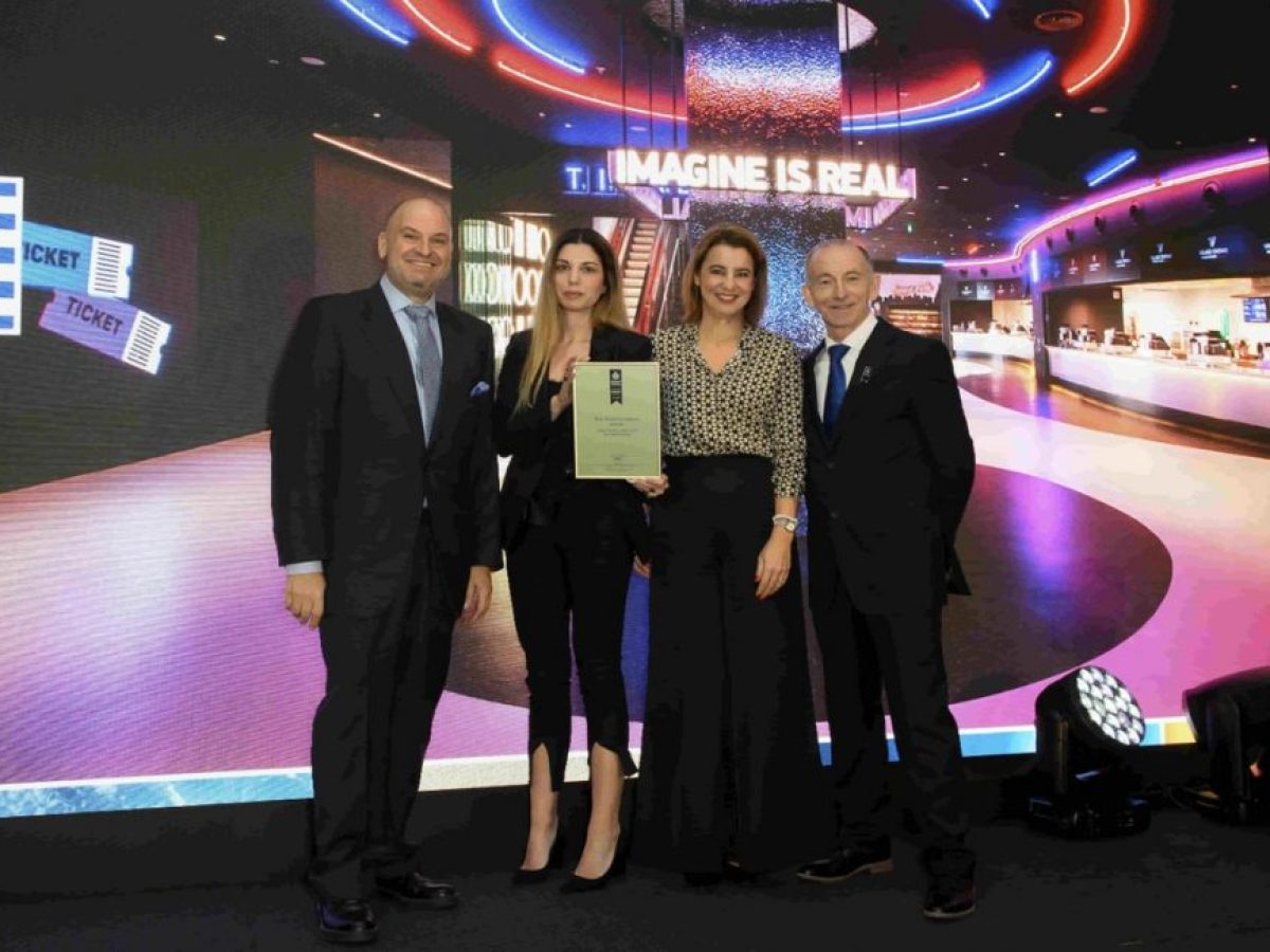 STIRIXIS Group: Πανευρωπαϊκή διάκριση για το design των Village Cinemas στο The Mall Athens