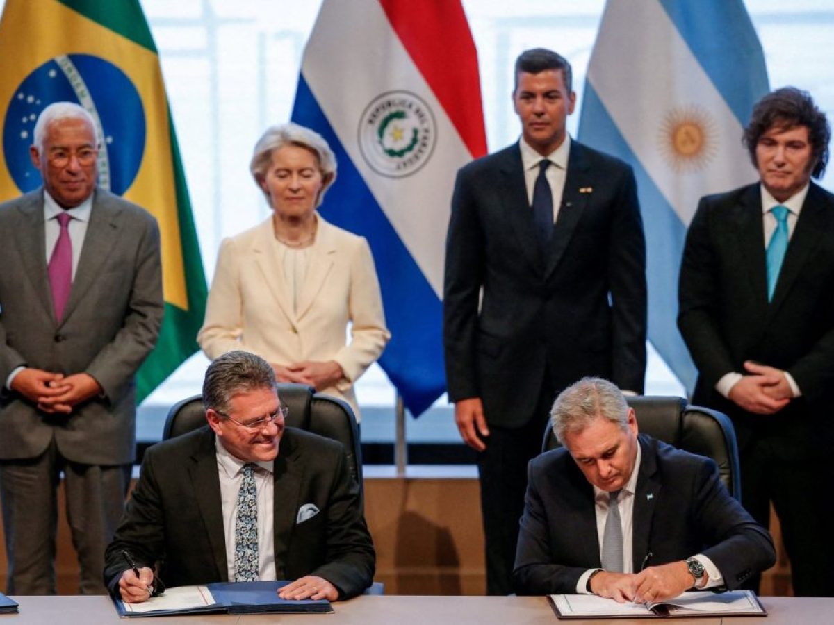 Ιστορική εμπορική συμφωνία ΕΕ-Mercosur: Έπεσαν οι πρώτες υπογραφές