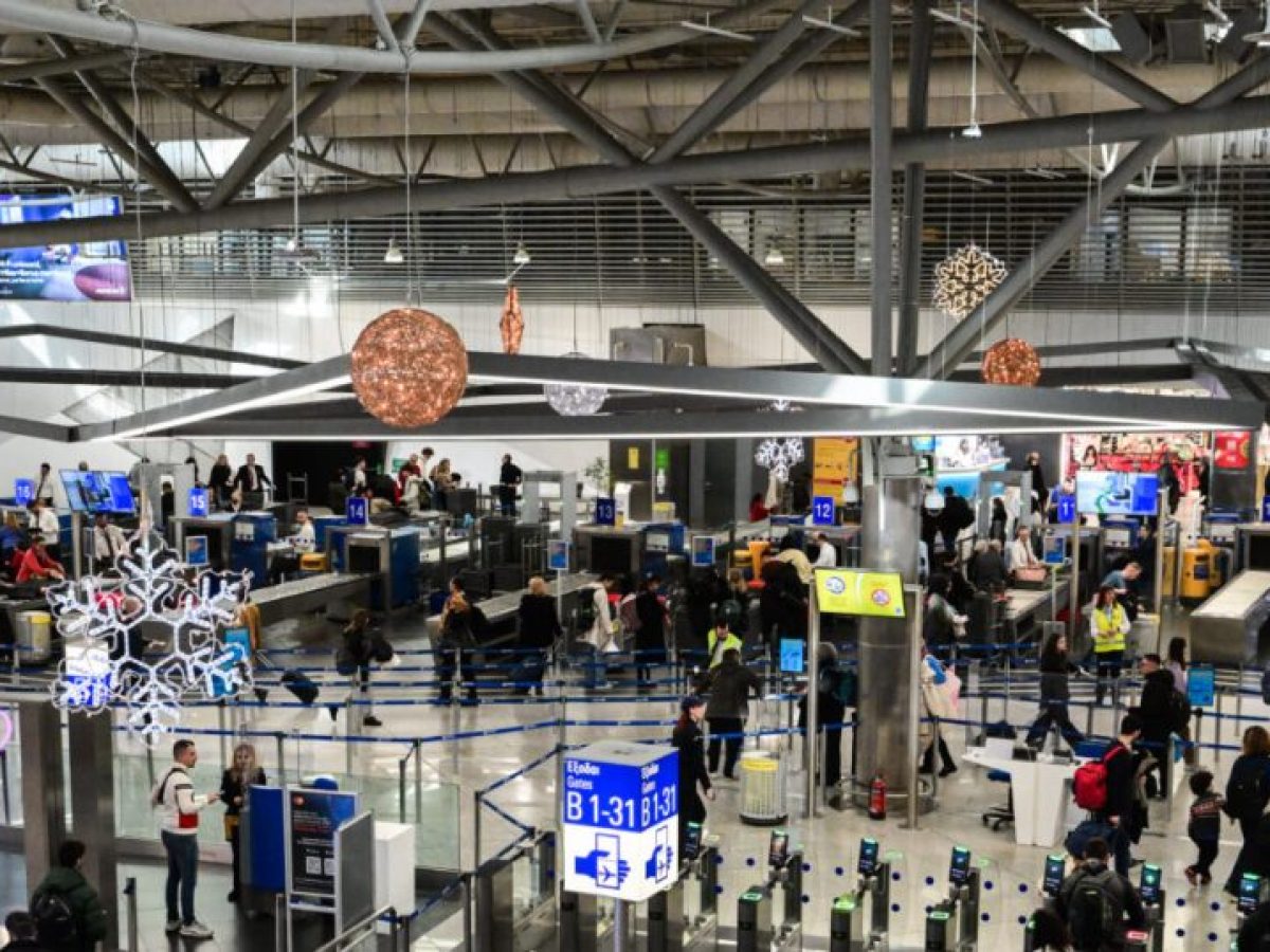 Μπλακ άουτ στο FIR Αθηνών: Ποιος θα πληρώσει για τις καθυστερήσεις και τις ματαιώσεις πτήσεων