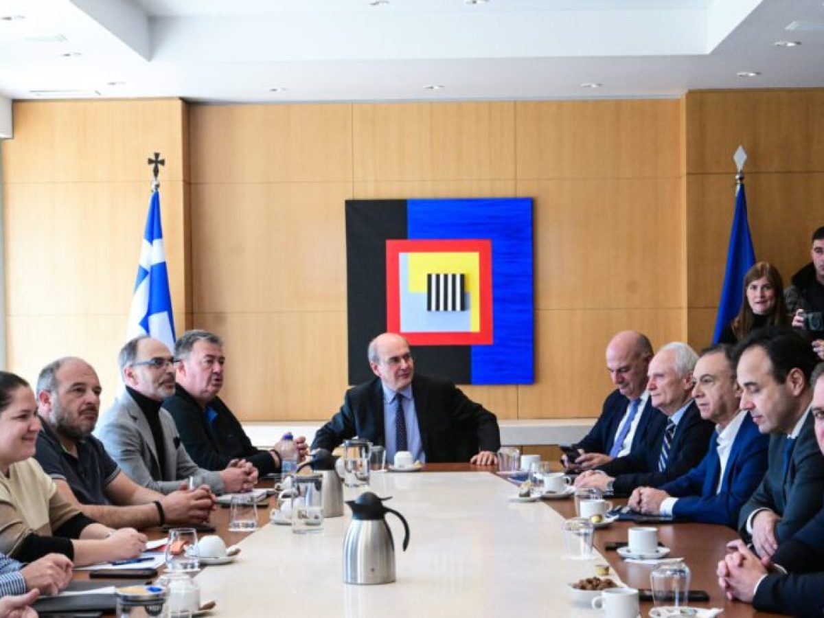 Συνάντηση κυβέρνησης και αγροτών: Χωρίς ΑΤΑΚ σε αγροτεμάχια κάτω των 20 στρεμμάτων στις δηλώσεις ΟΣΔΕ του 2026