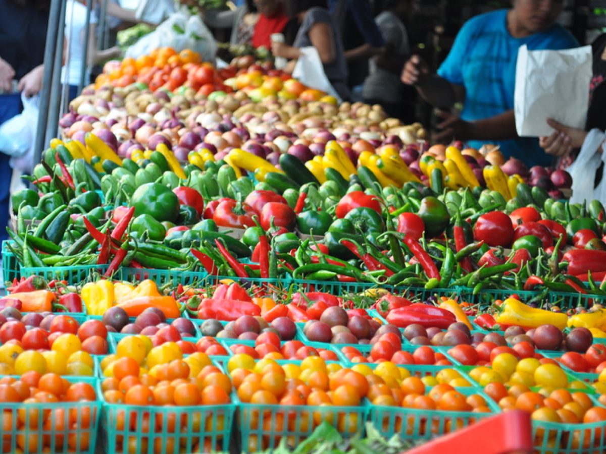 Επαναλειτουργούν οι λαϊκές αγορές – Ικανοποιημένοι οι παραγωγοί