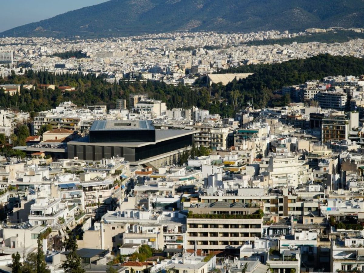 «Διπλός» ΕΝΦΙΑ φέτος για τα κλειστά ακίνητα τραπεζών και Servicers