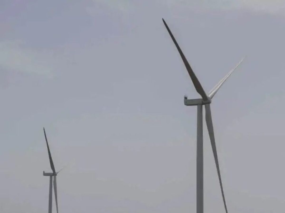 Παράταση ως τα τέλη Ιουνίου έδωσε το ΥΠΕΝ σε μπαταρίες 189 MW, ώστε να ολοκληρωθούν