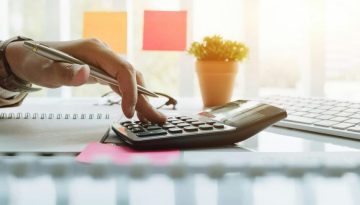ΕΛΣΤΑΤ: Στα 367,852 δισ. ευρώ το δημόσιο χρέος το γ’ τρίμηνο