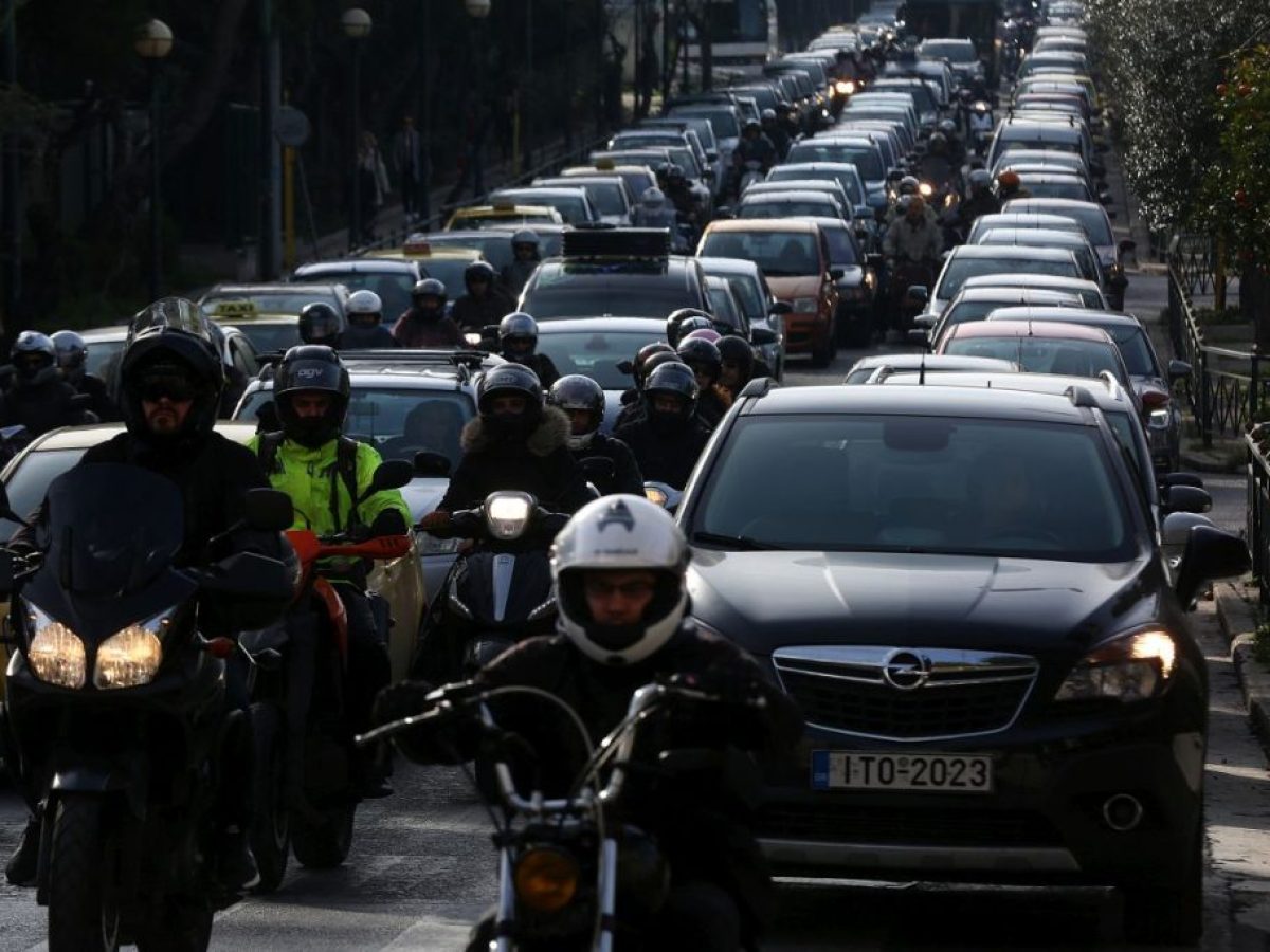 Τέλη κυκλοφορίας: Αυτά είναι τα πρόστιμα για τους 810.000 οδηγούς που δεν πλήρωσαν