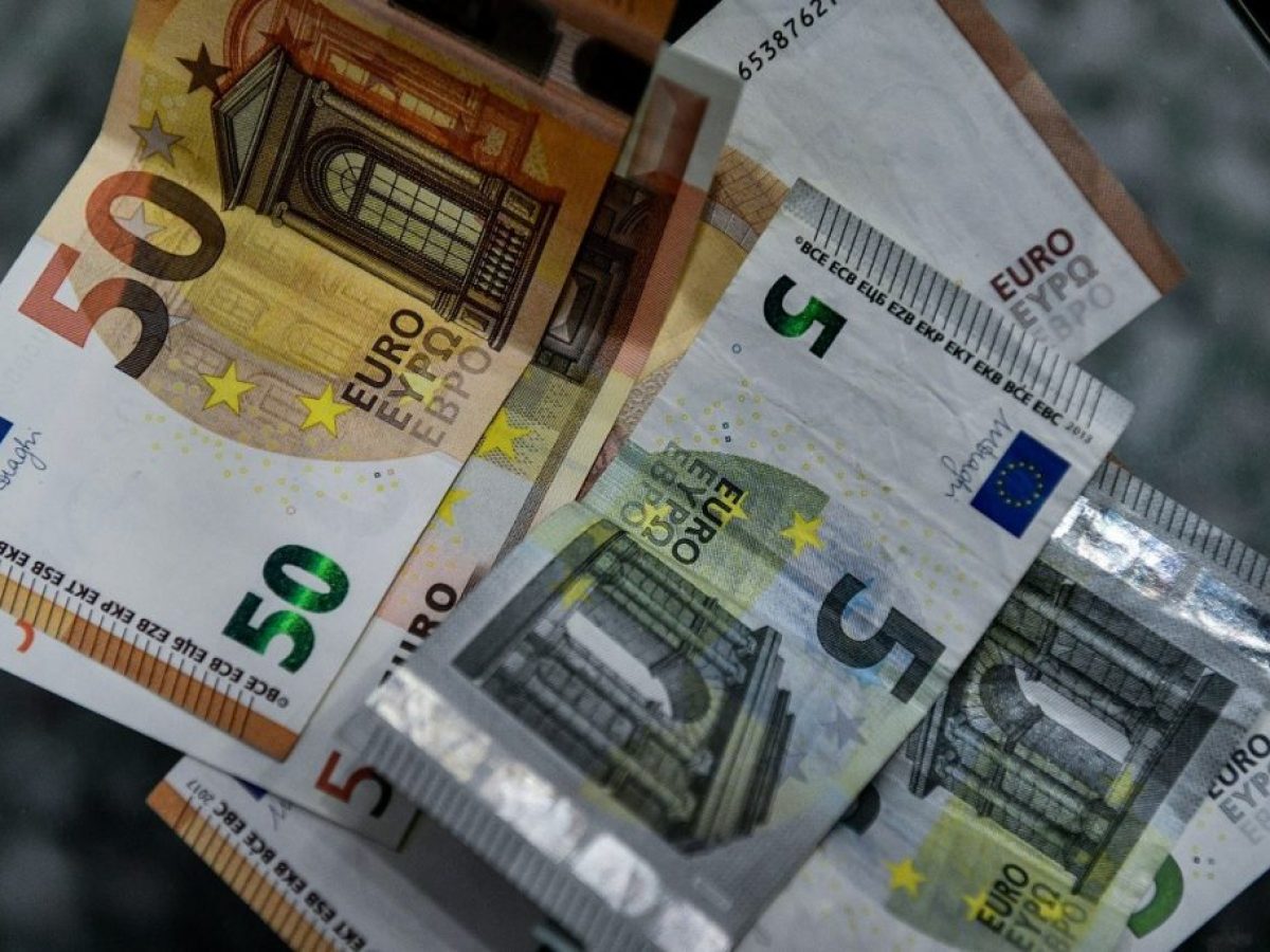 Πάνω από 2.000 εργαζόμενοι πήραν Δώρο Χριστουγέννων το 2025 μετά από παρέμβαση της Επιθεώρησης εργασίας