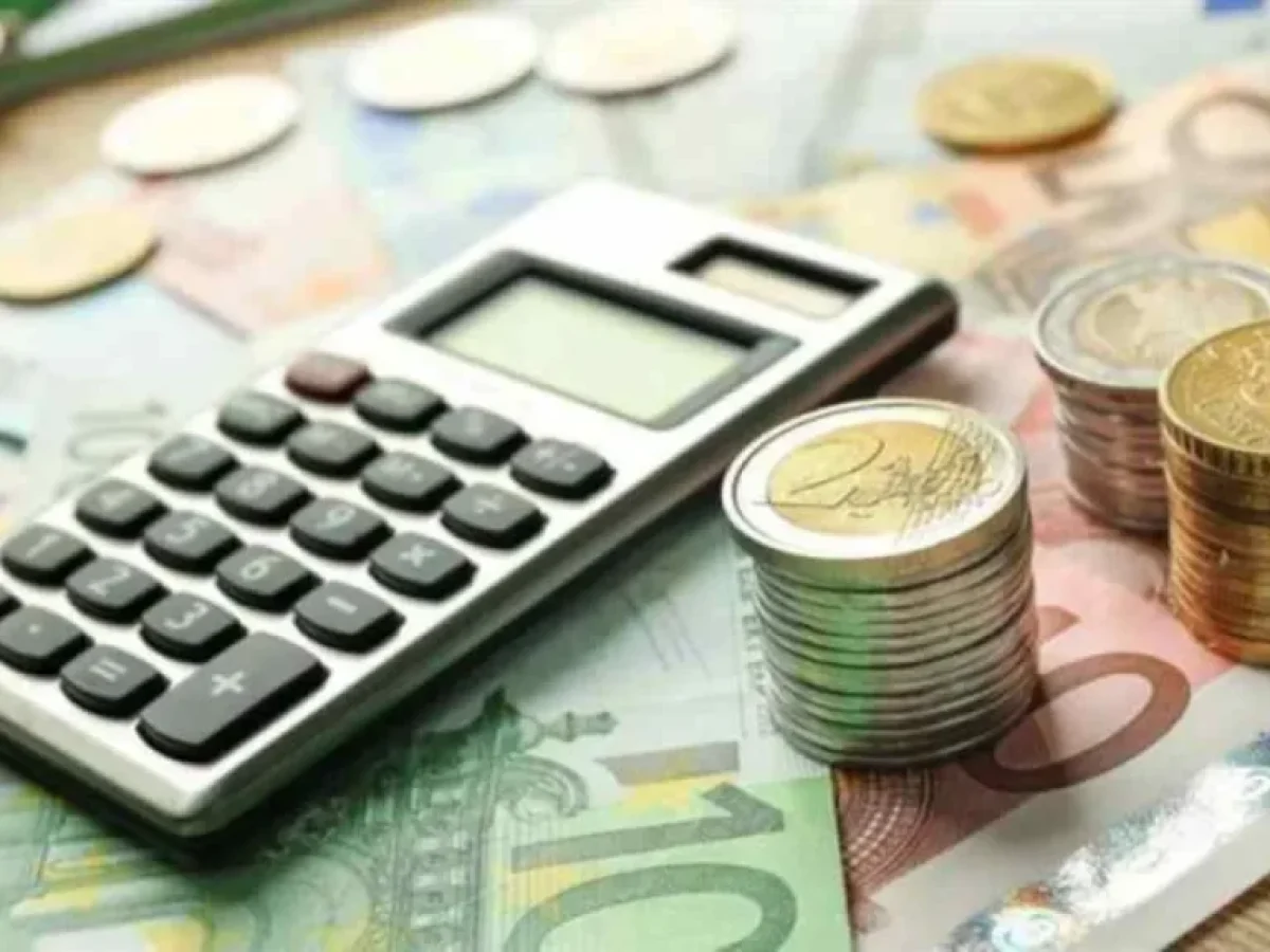 ΦΠΑ στην Ελλάδα: Οι υψηλοί συντελεστές, οι εξαιρέσεις και το βάρος στους οικονομικά ευάλωτους