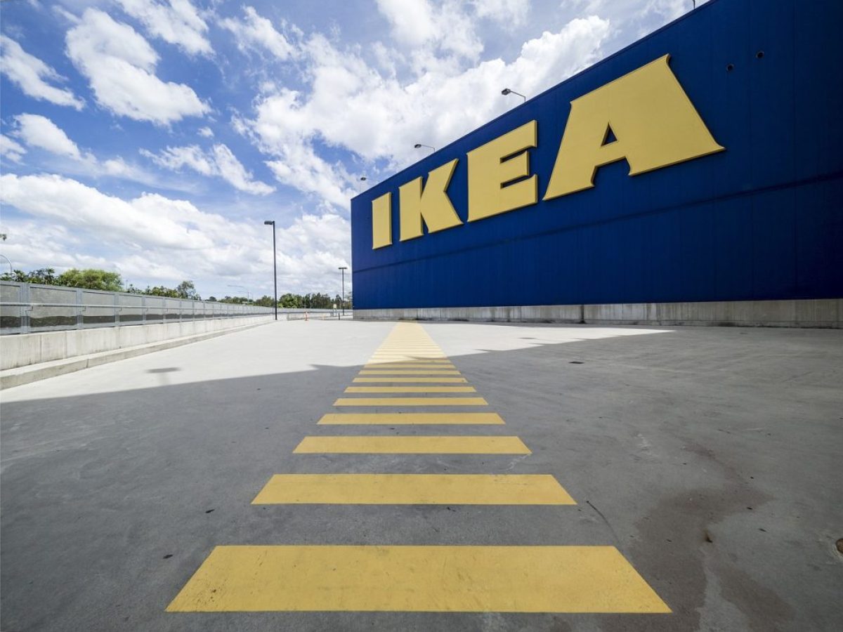 Η IKEA βάζει λουκέτο σε 7 καταστήματα στην Κίνα
