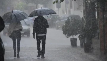 Έκτακτο δελτίο κακοκαιρίας από την ΕΜΥ – Στο επίκεντρο η Δυτική Ελλάδα με ισχυρές βροχές και καταιγίδες