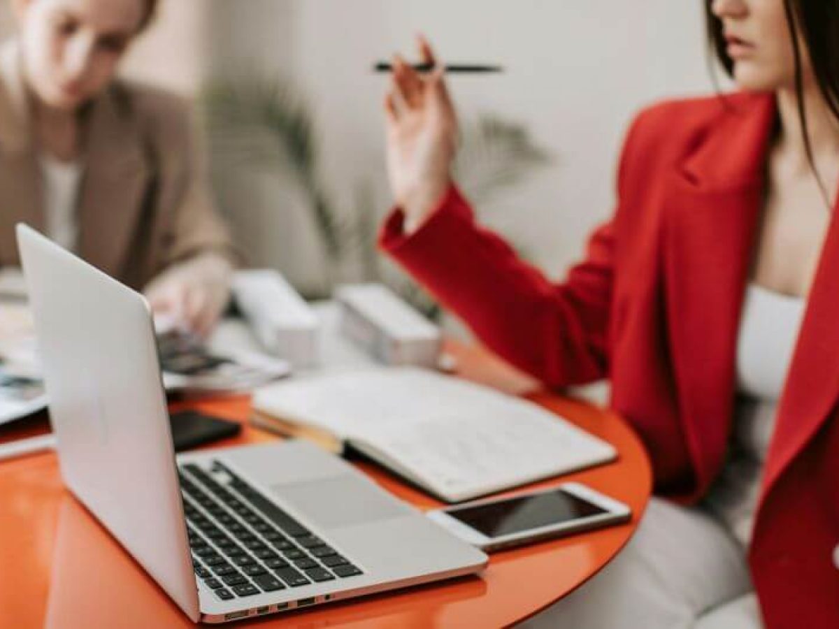 ΔΥΠΑ: Άνοιξαν οι αιτήσεις για επιδότηση πρόσληψης 10.000 άνεργων γυναικών