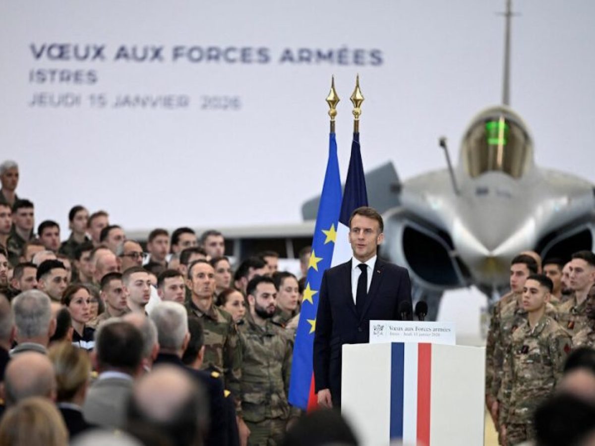 Ο Μακρόν ζητά κονδύλια 36 δισ. ευρώ για την άμυνα – «Για να σε φοβούνται, πρέπει να είσαι ισχυρός»