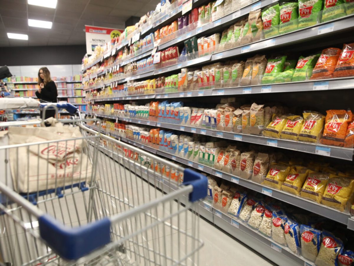 Σούπερ μάρκετ: Αυτά τα ράφια πήραν “φωτιά” (λίστα)
