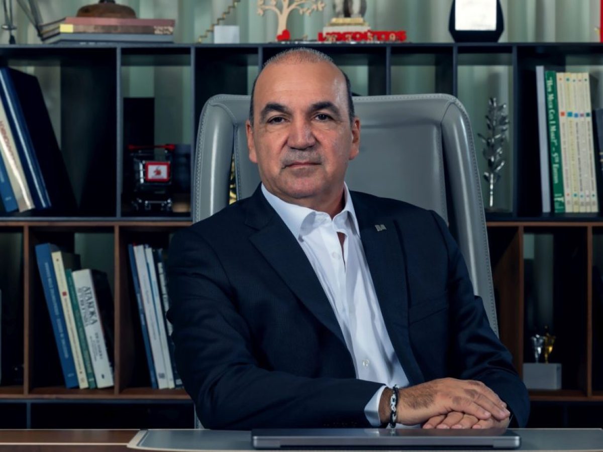 Και με τη βούλα το deal Κρητικός – Μασούτης, έπεσαν οι υπογραφές