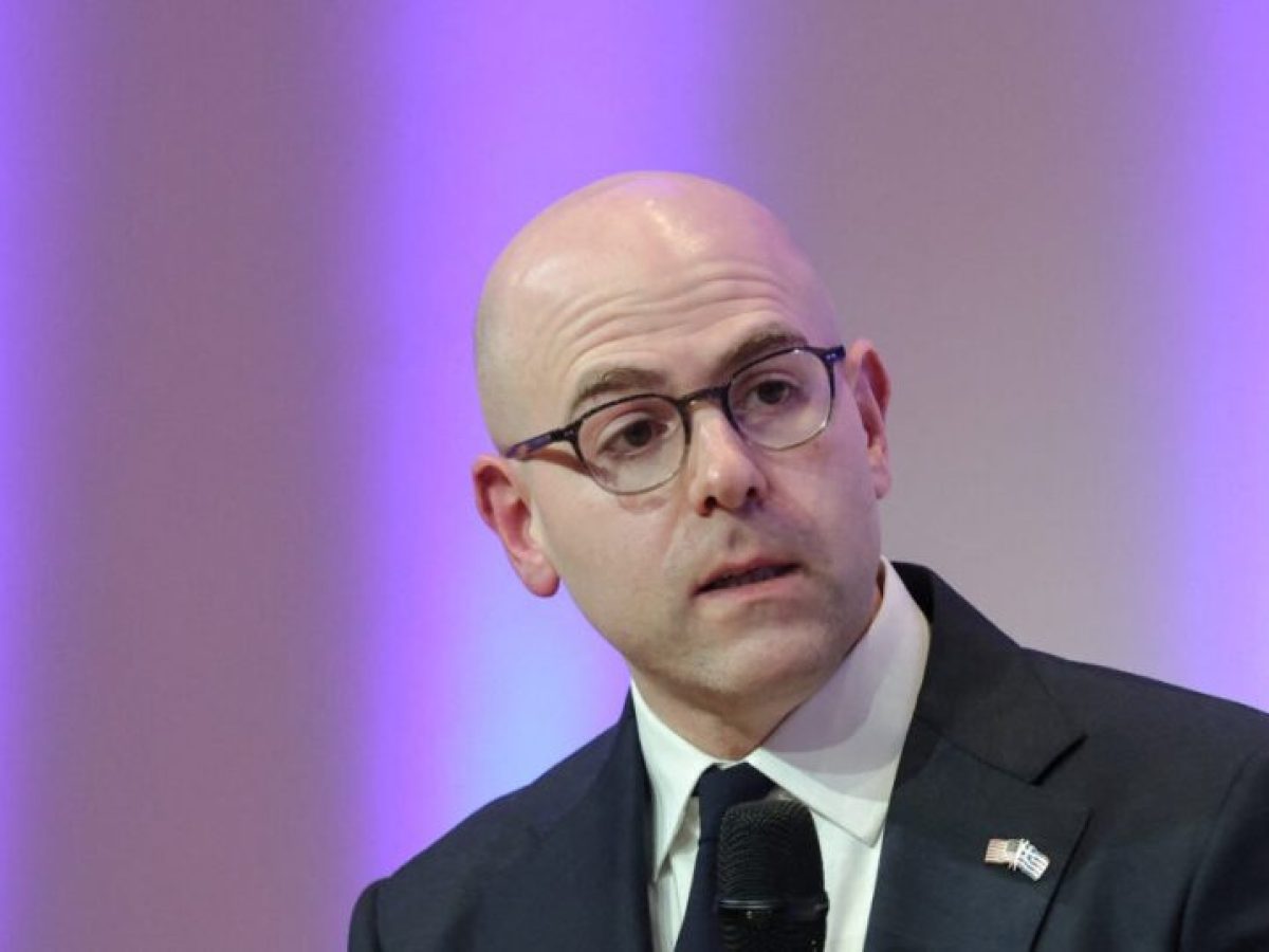 Η επίσκεψη St. Miran (Fed) στην Αθήνα και τα διλήμματα που μπαίνουν στην κυβέρνηση…