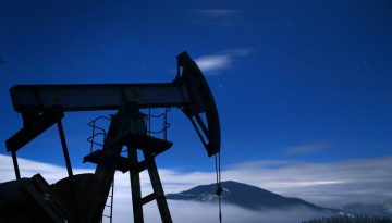 Πετρέλαιο: Άλμα 3% λόγω αμερικανικής αρμάδας στο Ιράν και νέων κυρώσεων
